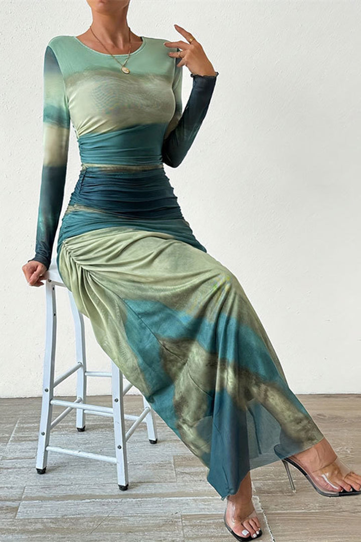 Tie-Dye Pleated Slim Round Neck Long Sleeve Dress