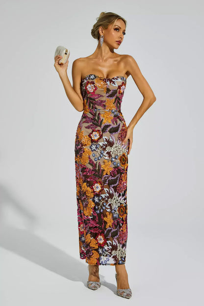 Maxi dress with red floral embroidery