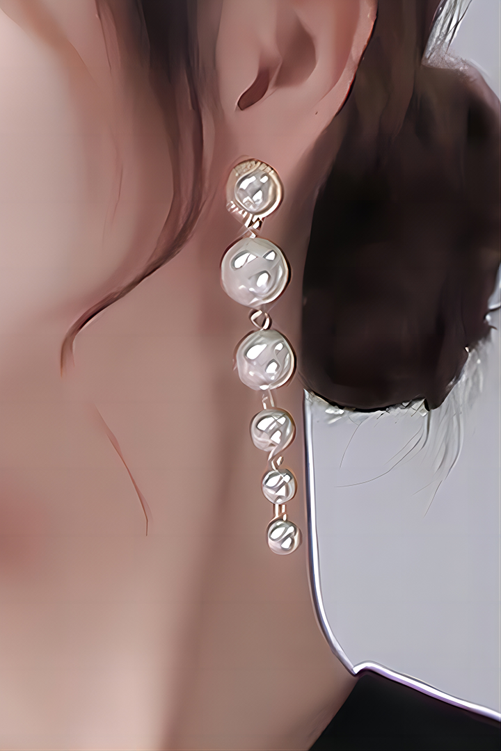 Timeless Pearl Earrings