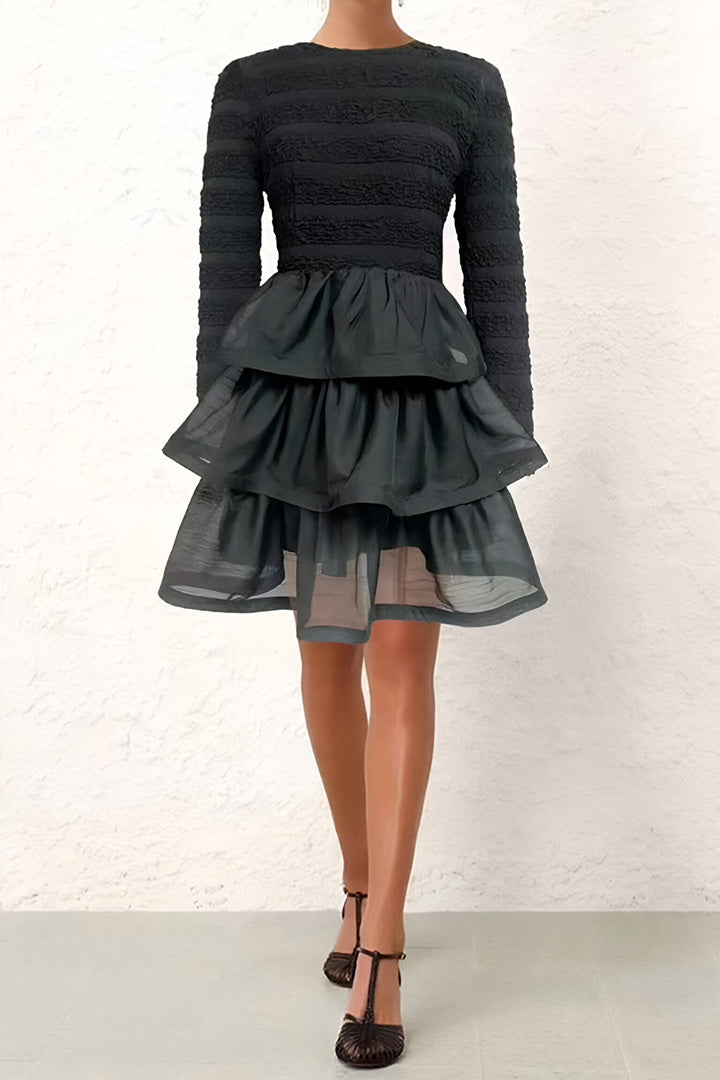 Round Neck Long Sleeve Short Cake Dress